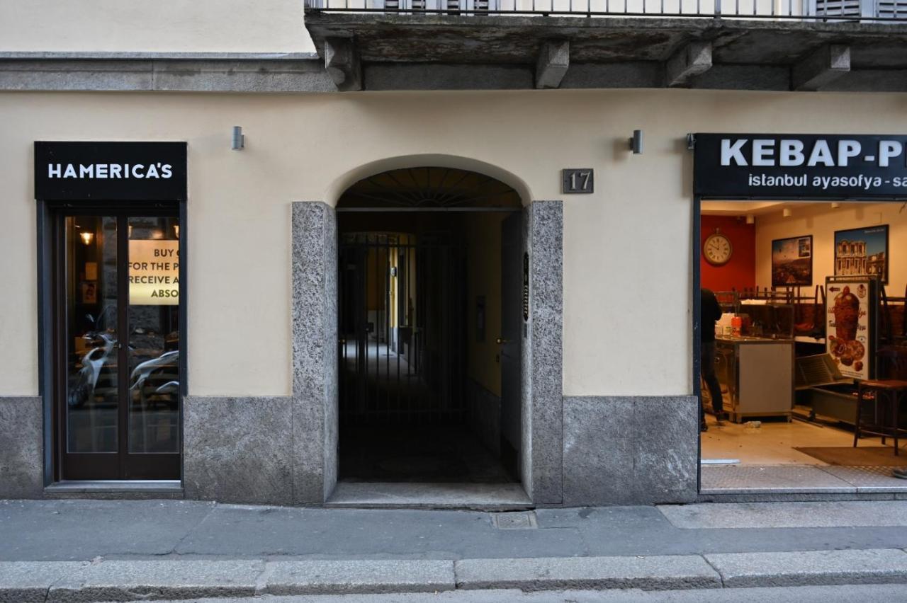 Appartamento Le Guglie In Piazza Castello - Centro Storico 米兰 外观 照片